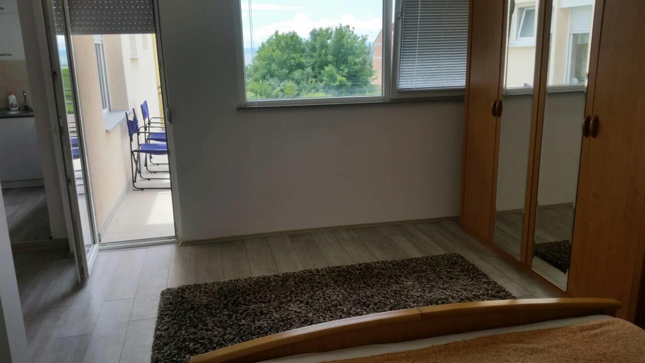 Apartments סטרוגה מראה חיצוני תמונה
